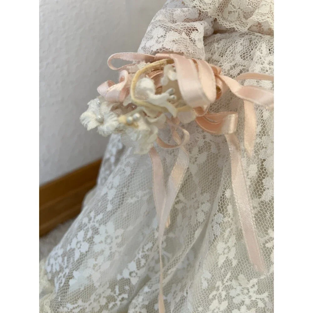 Unmarked bride doll